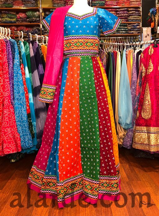 Traje-Bollywood-gujarat-rajastani-