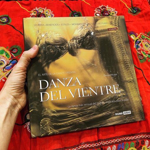 libro-danza-del-vientre-deborah-korek-2